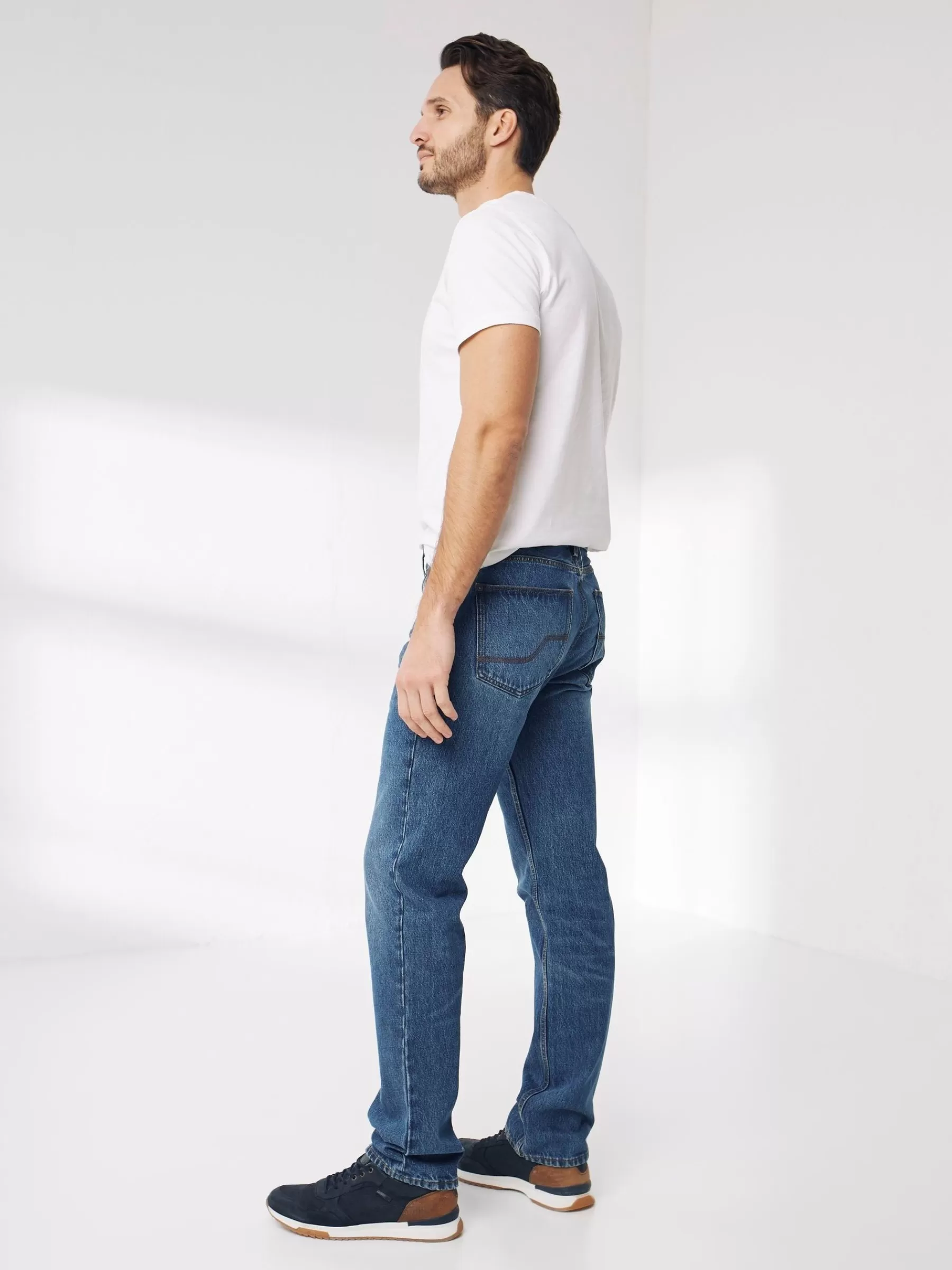 Straight Stone Wash Jeans*FatFace Fashion