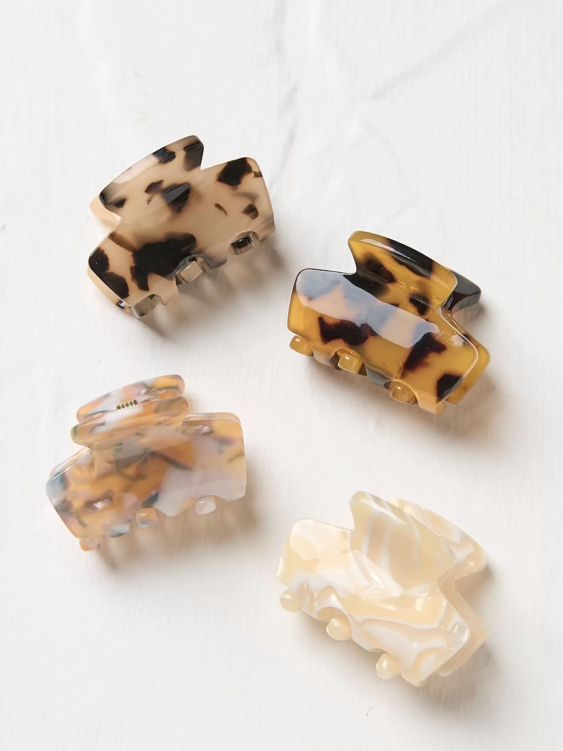 4 Pack Resin Claw Clips*FatFace Clearance