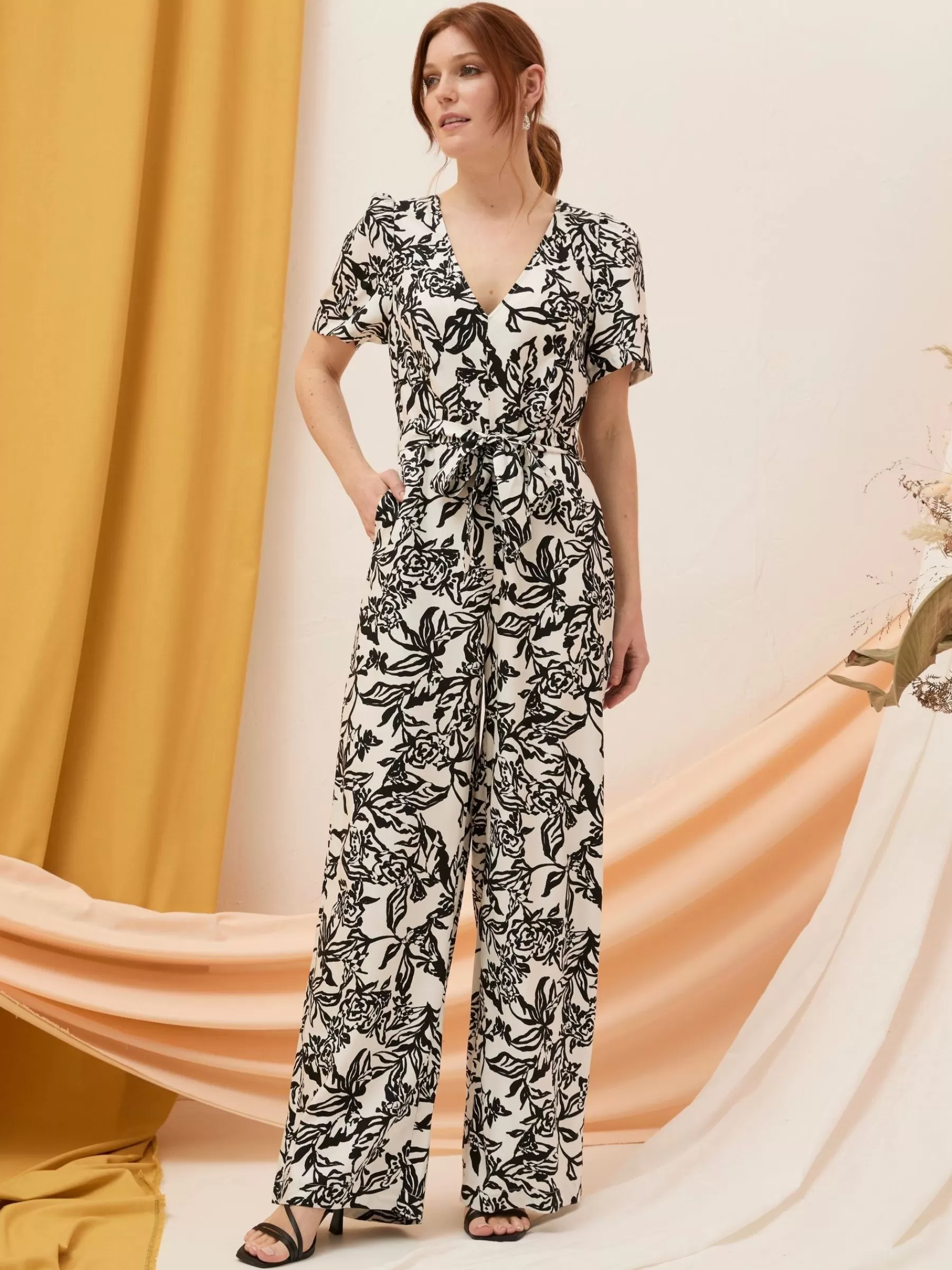 Camellia Botanical Jumpsuit*FatFace Best