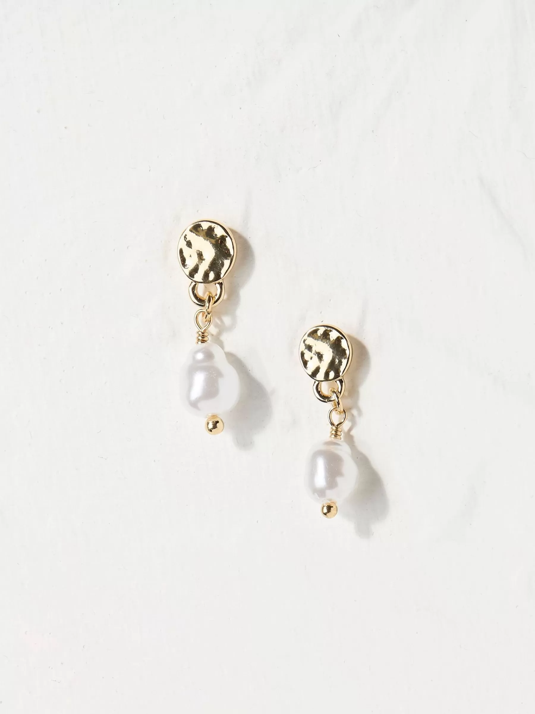 Tone Pearl Drop Earrings*FatFace Fashion